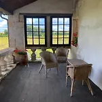 Chateau De Cibioux 3* Surin (Vienne)