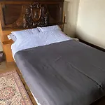 Chateau De Cibioux Bed and breakfast