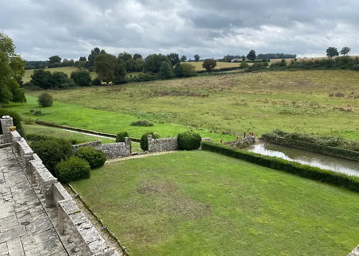 Bed & Breakfast Chateau De Cibioux